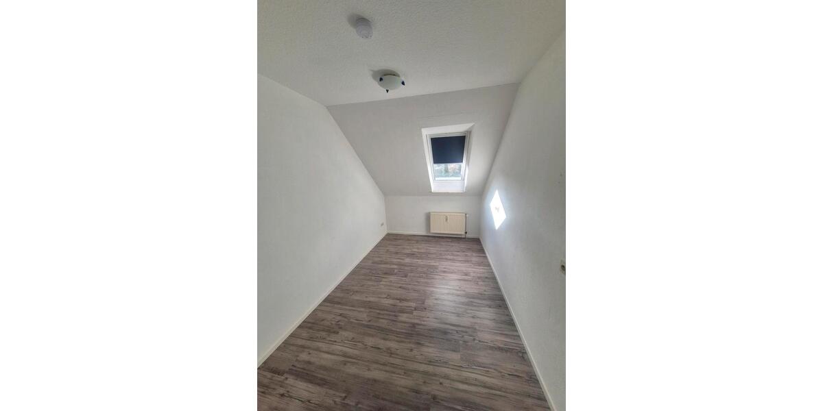 Dachgeschoßwohnung Coppenbrügge - 3 Zimmer, 80 m&sup2;, 600&euro; | Angebot:25640699