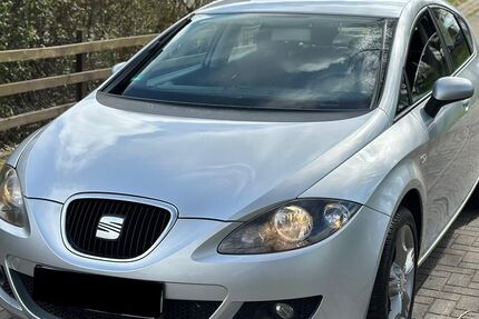 Seat Leon 214.122 km 2.290 &euro; Springe 31832