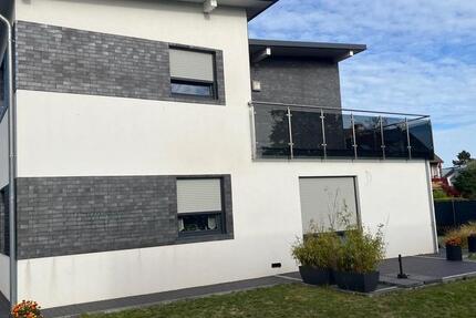 Wohnung Laatzen - 3 Zimmer, 118 m&sup2;, 1.750&euro; | Angebot:24863334