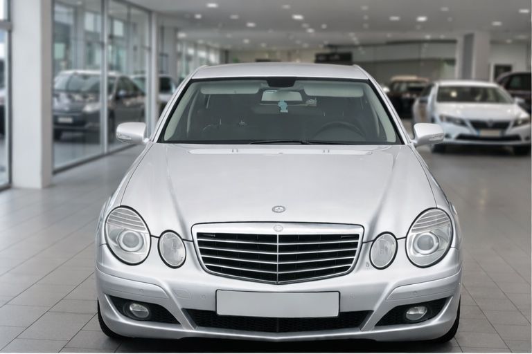 Mercedes-Benz E 200 217.250 km 5.890 &euro; Laatzen 30880
