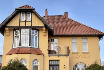 Haus Lehrte - 8 Zimmer, 216 m&sup2;, 1.090.000&euro; | Angebot:25381109