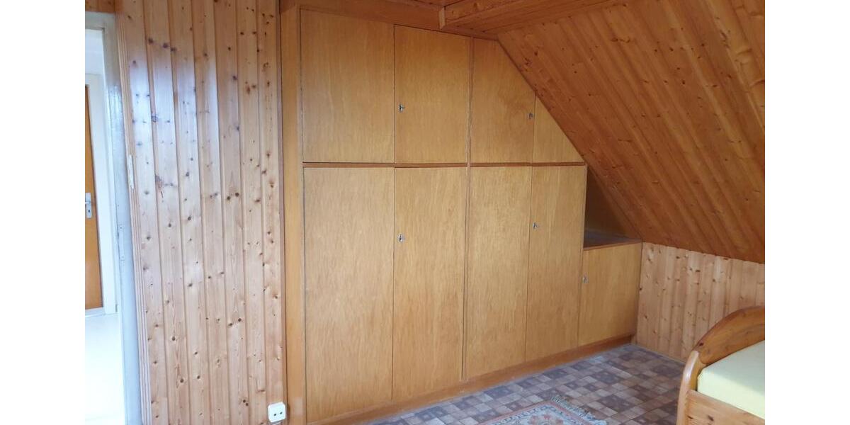 Einfamilienhaus Alfeld (Leine) - 7 Zimmer, 180 m&sup2;, 240.000&euro; | Angebot:25063370