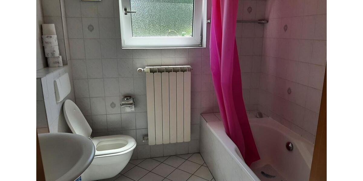 Einfamilienhaus Nordstemmen - 13 Zimmer, 200 m&sup2;, 1.800&euro; | Angebot:26582091
