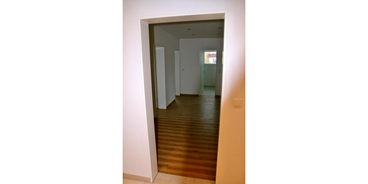 Doppelhaushälfte Lehrte - 5 Zimmer, 138 m&sup2;, 1.600&euro; | Angebot:26615350