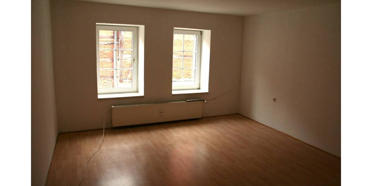 Mehrfamilienhaus, Wohnhaus Delligsen - 2 Zimmer, 500 m&sup2;, 190.000&euro; | Angebot:26036937