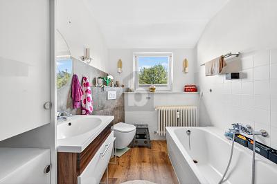 ATTRAKTIVE KAPITALANLAGE MIT 3 WOHNEINHEITEN - Mehrfamilienhaus, Wohnhaus Bockenem | Angebot:27095223