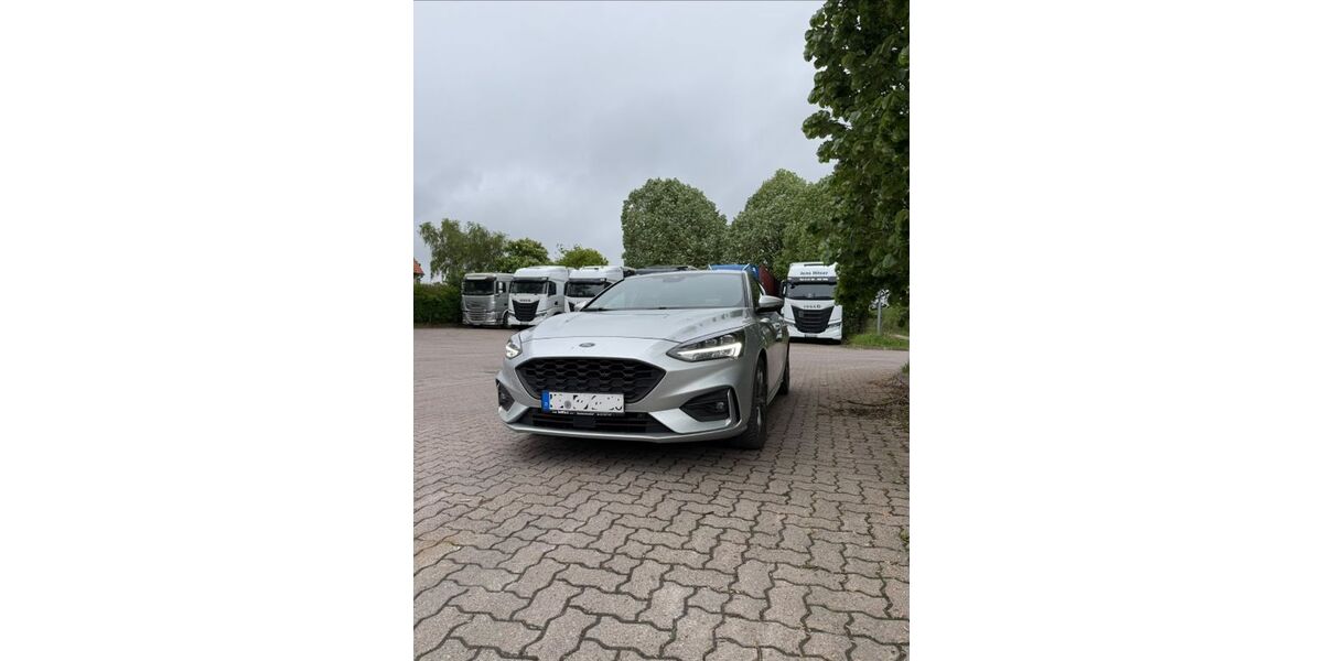 Ford Focus 75.000 km 15.900 &euro; Duingen 31089
