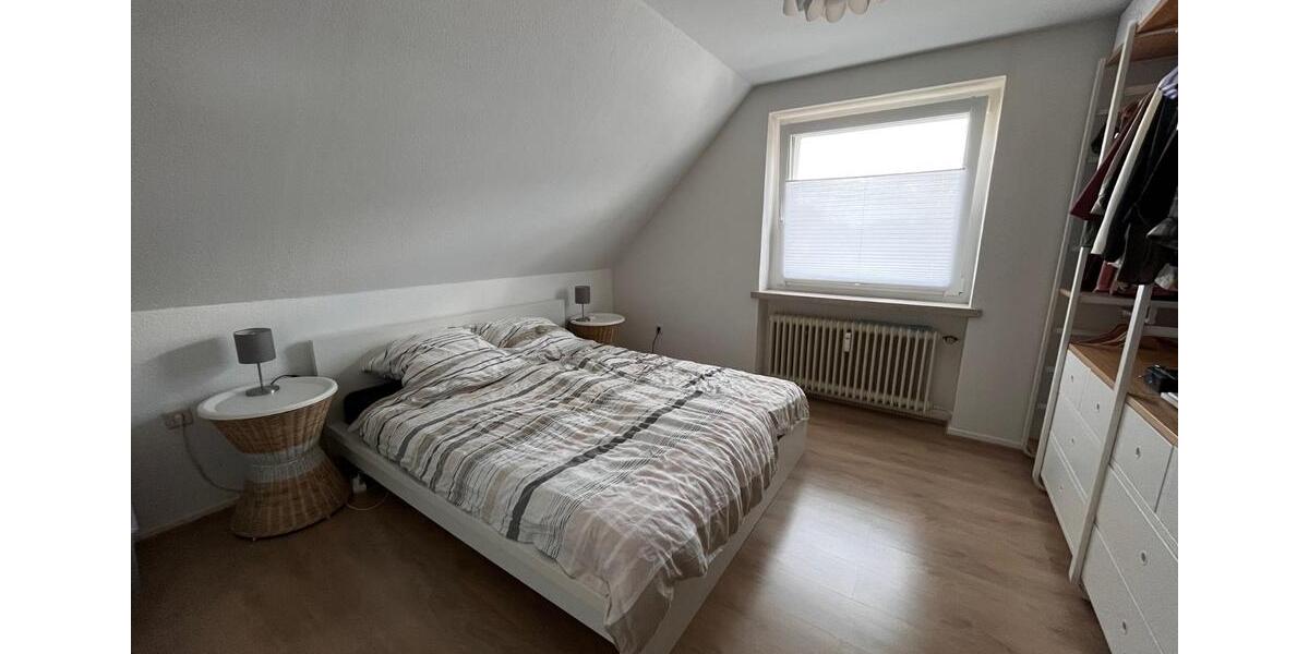 Dachgeschoßwohnung Lehrte - 3 Zimmer, 70 m&sup2;, 540&euro; | Angebot:25397241