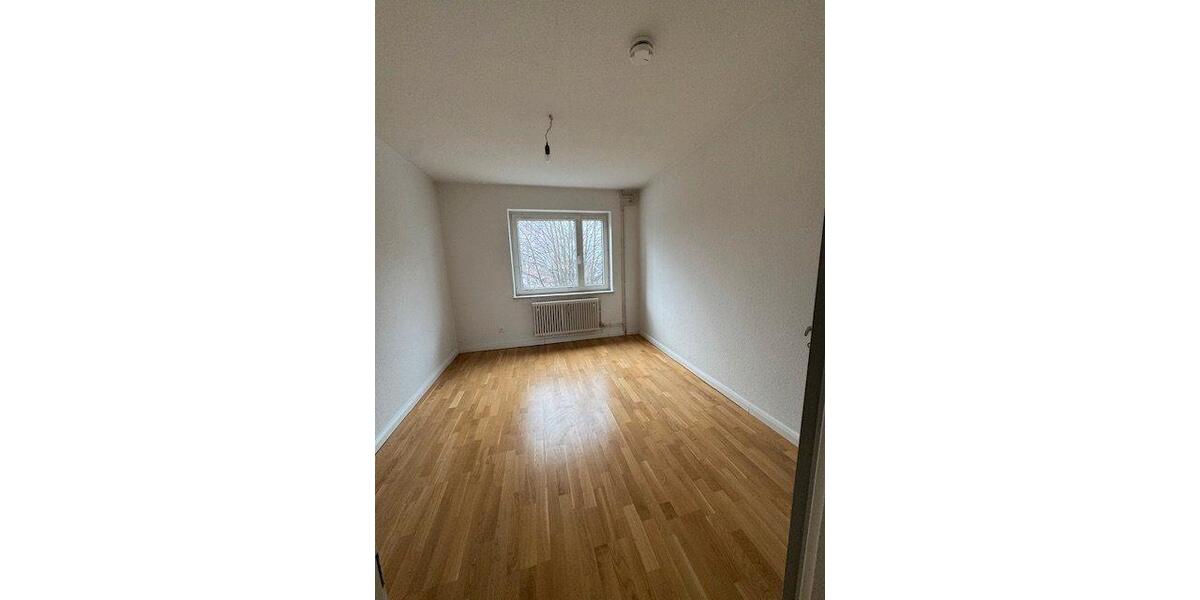 Etagenwohnung Salzgitter - 6 Zimmer, 130 m&sup2;, 220.000&euro; | Angebot:26039465