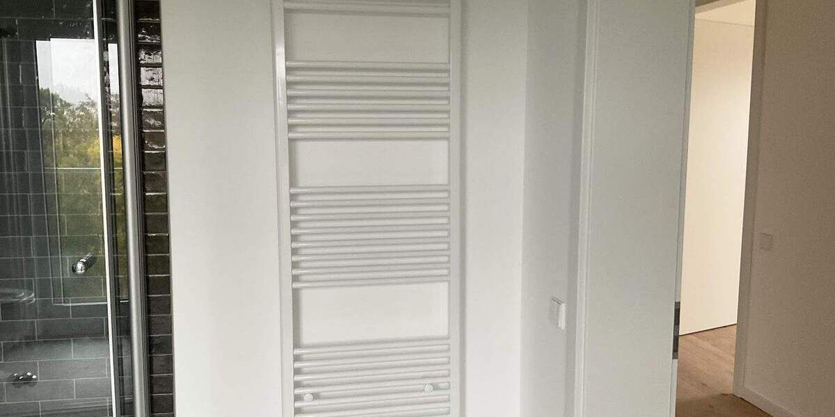 Etagenwohnung Hannover Döhren - 4 Zimmer, 120 m&sup2;, 1.750&euro; | Angebot:25727987