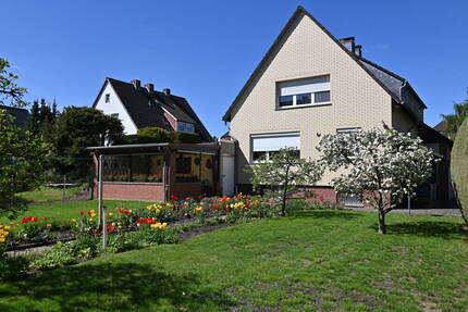 Haus Hannover / Ahlem Ahlem - 8 Zimmer, 177 m&sup2;, 694.000&euro; | Angebot:26450547