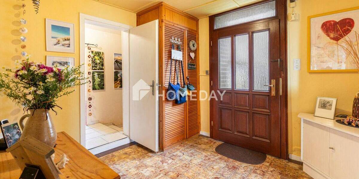 Einfamilienhaus Bad Salzdetfurth Östrum - 8 Zimmer, 182 m&sup2;, 145.000&euro; | Angebot:25684151