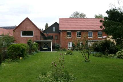 Haus Salzhemmendorf - 10 Zimmer, 350 m&sup2;, 430.000&euro; | Angebot:25997859