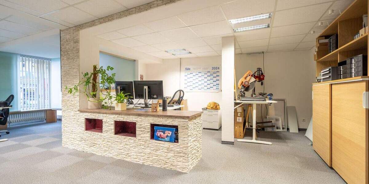 Mehrfamilienhaus, Wohnhaus Bad Salzdetfurth Detfurth - 7 Zimmer, 290 m&sup2;, 220.000&euro; | Angebot:25835327