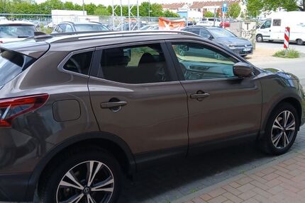 Nissan Qashqai 13.800 km 18.500 &euro; Hildesheim 31135
