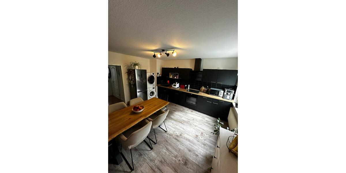 Etagenwohnung Ronnenberg - 3 Zimmer, 90 m&sup2;, 280.000&euro; | Angebot:27025526