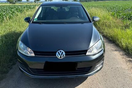 VW Golf 141.640 km 7.999 &euro; Harsum 31177