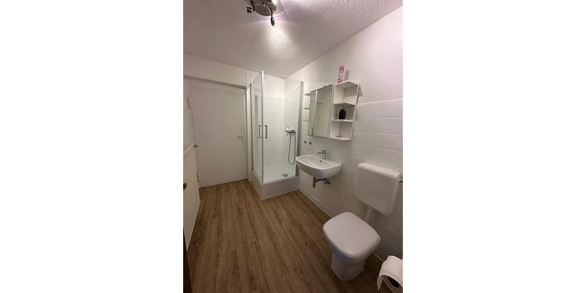 Etagenwohnung Hildesheim Oststadt/Stadtfeld - 6 Zimmer, 180 m&sup2;, 1.190&euro; | Angebot:24587675