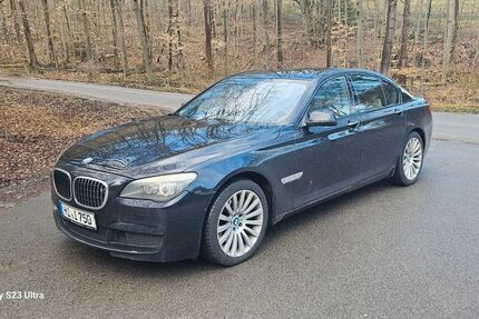 BMW 750 185.000 km 17.000 &euro; Grünenplan 31073