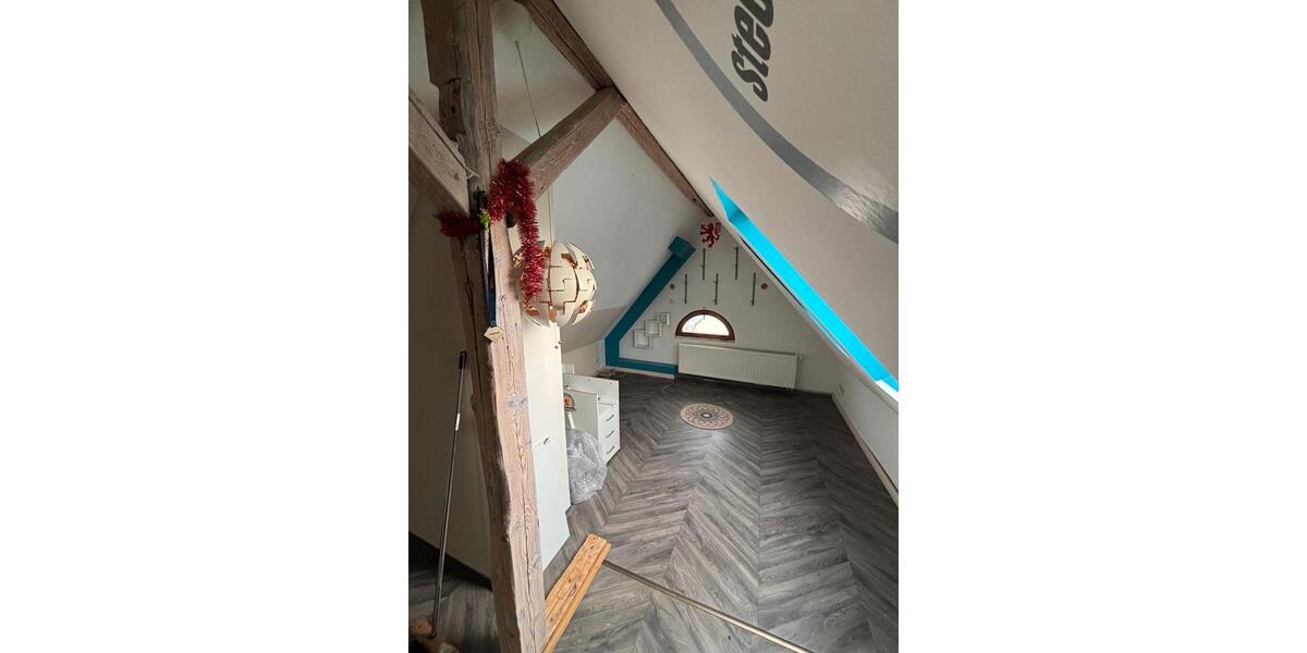 Doppelhaushälfte Lengede - 7 Zimmer, 150 m&sup2;, 275.000&euro; | Angebot:24314511