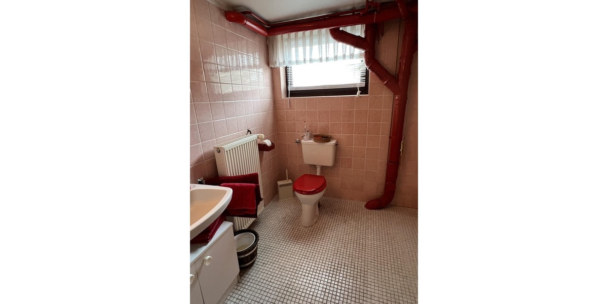 Großzügiger Bungalow in ruhiger Lage - Bungalow Algermissen Lühnde | Angebot:25379510