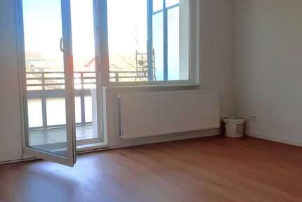 Wohnung Hannover Stöcken - 3 Zimmer, 67 m&sup2;, 735&euro; | Angebot:26083774