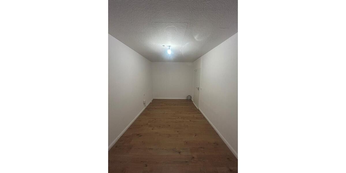 Terrassenwohnung Hannover Linden-Limmer - 4 Zimmer, 100 m&sup2;, 1.300&euro; | Angebot:26635554