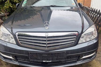 Mercedes-Benz 220 224.569 km 5.900 &euro; Hannover 30627