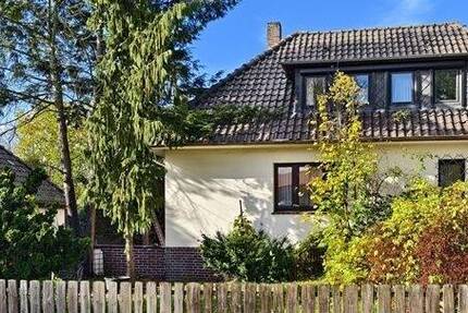 Haus Uetze - 6 Zimmer, 146 m&sup2;, 247.000&euro; | Angebot:25685221