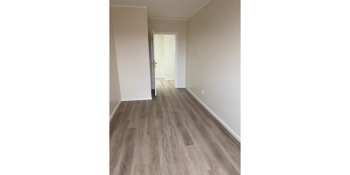 Etagenwohnung Hannover Ahlem-Badenstedt-Davenstedt - 4 Zimmer, 105 m&sup2;, 320.000&euro; | Angebot:25131585