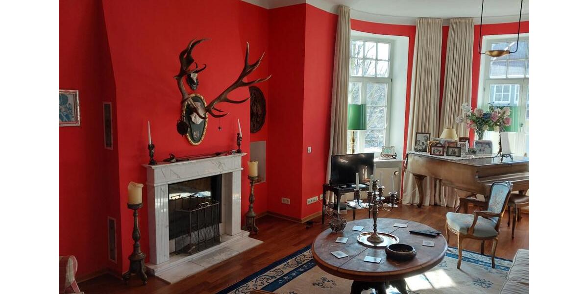 Etagenwohnung Hildesheim - 3.5 Zimmer, 225 m&sup2;, 2.150&euro; | Angebot:25917977