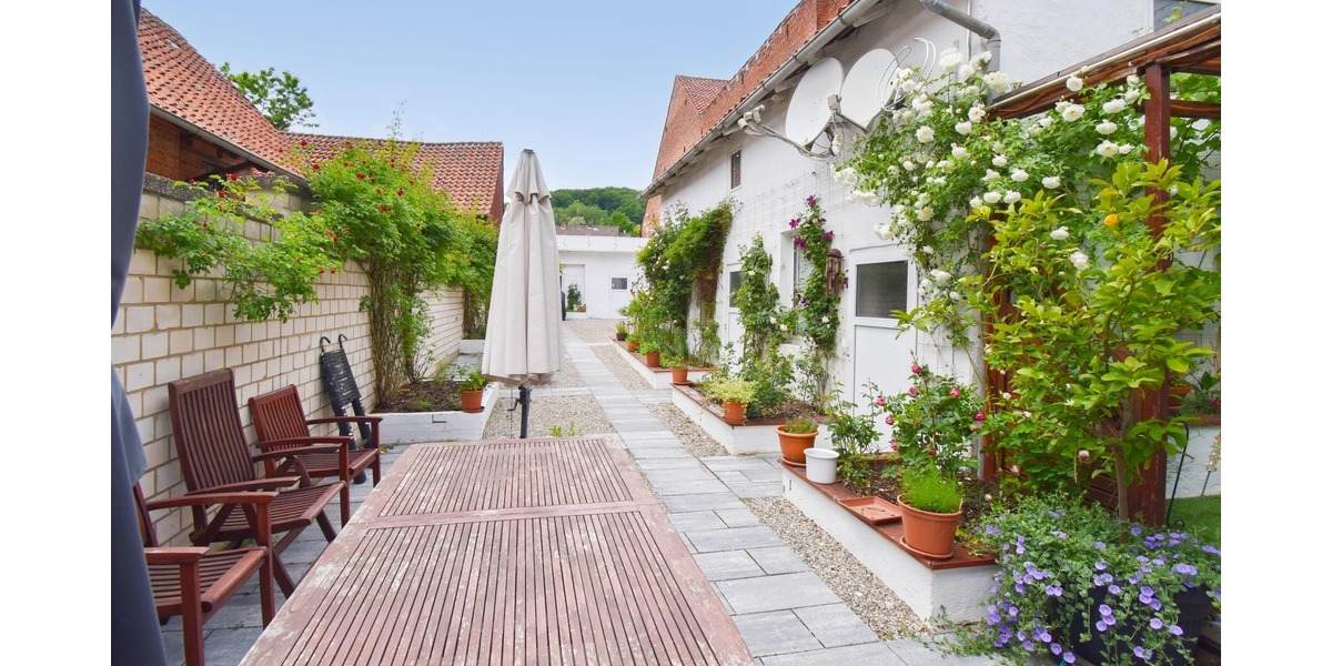 Historisches Reihenhaus mit PV-Anlage!!! - Reihenmittelhaus Bad Salzdetfurth | Angebot:24624364